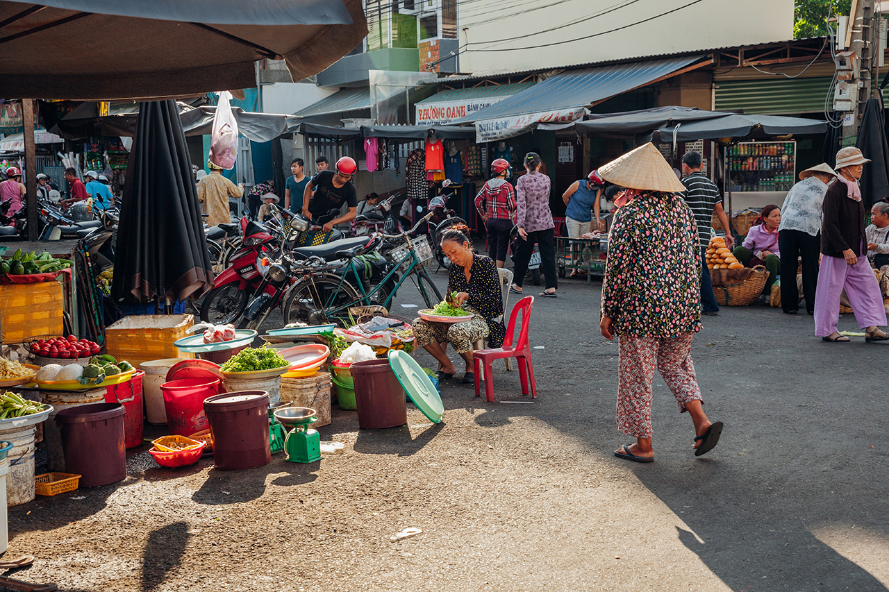 Путешествие по Вьетнаму, Нячанг: Жизнь на местном рынке